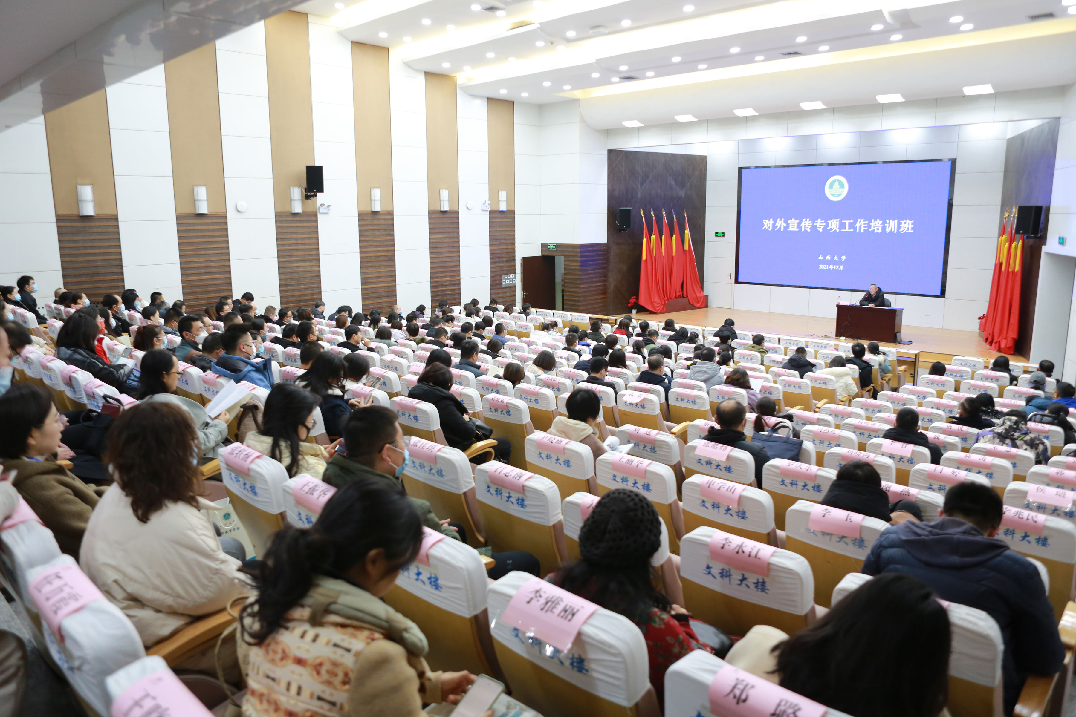 b5d464f516c044bcb81ad2abcb545d36.jpg b5d464f516c044bcb81ad2abcb545d36.jpg